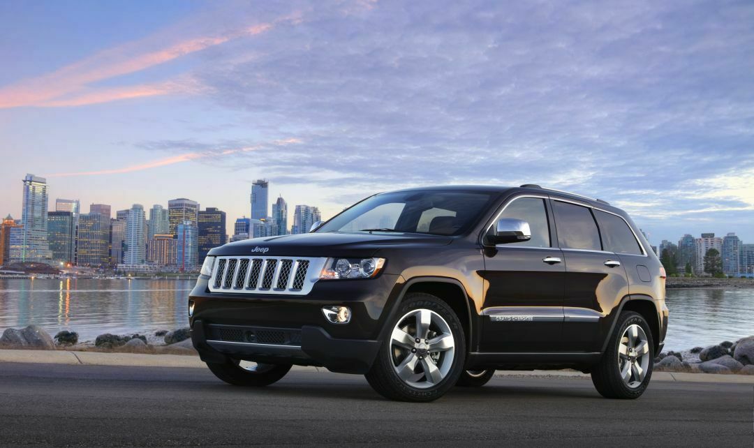 Der Jeep Grand Cherokee muss in die Werkstatt