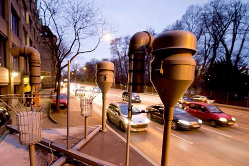 An der Messstation am Neckartor wurden vom 1. Januar bis 10. November 2015 insgesamt 52 Verstöße gegen den EU-Feinstaub-Grenzwert festgestellt