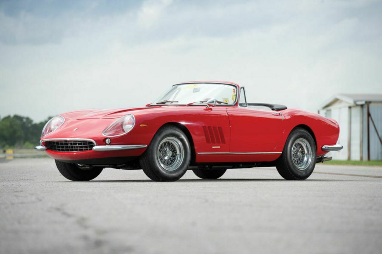 1967 Ferrari 275 GTB/4 NART Spyder (27,5 Millionen Dollar)