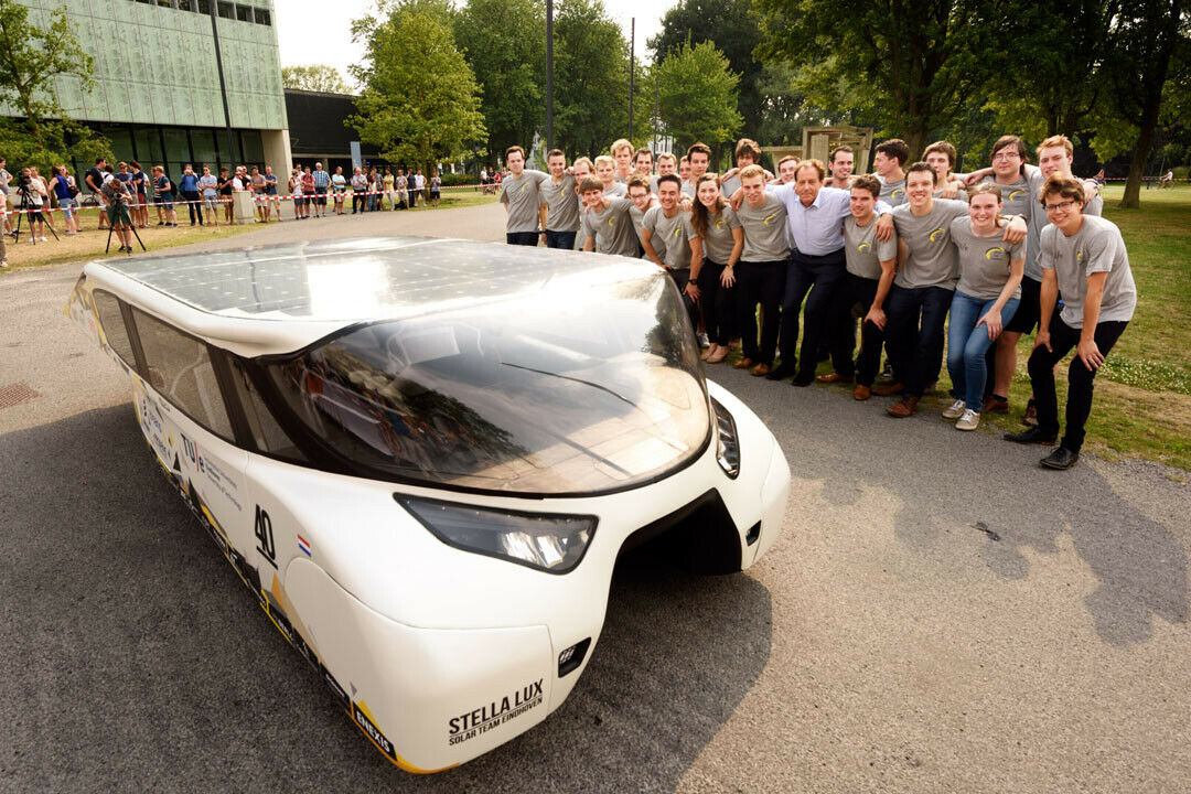 Der 4,50 Meter lange "Stella Lux" wurde von Studenten an der TU Eindhoven entwickelt
