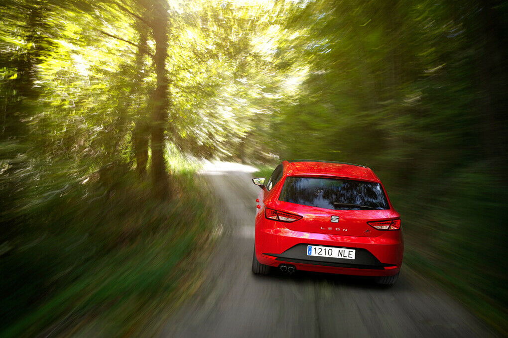 Schnittiger und sportlicher als der Golf -  Besonders in der FR-Variante, mit Doppelrohrauspuff
