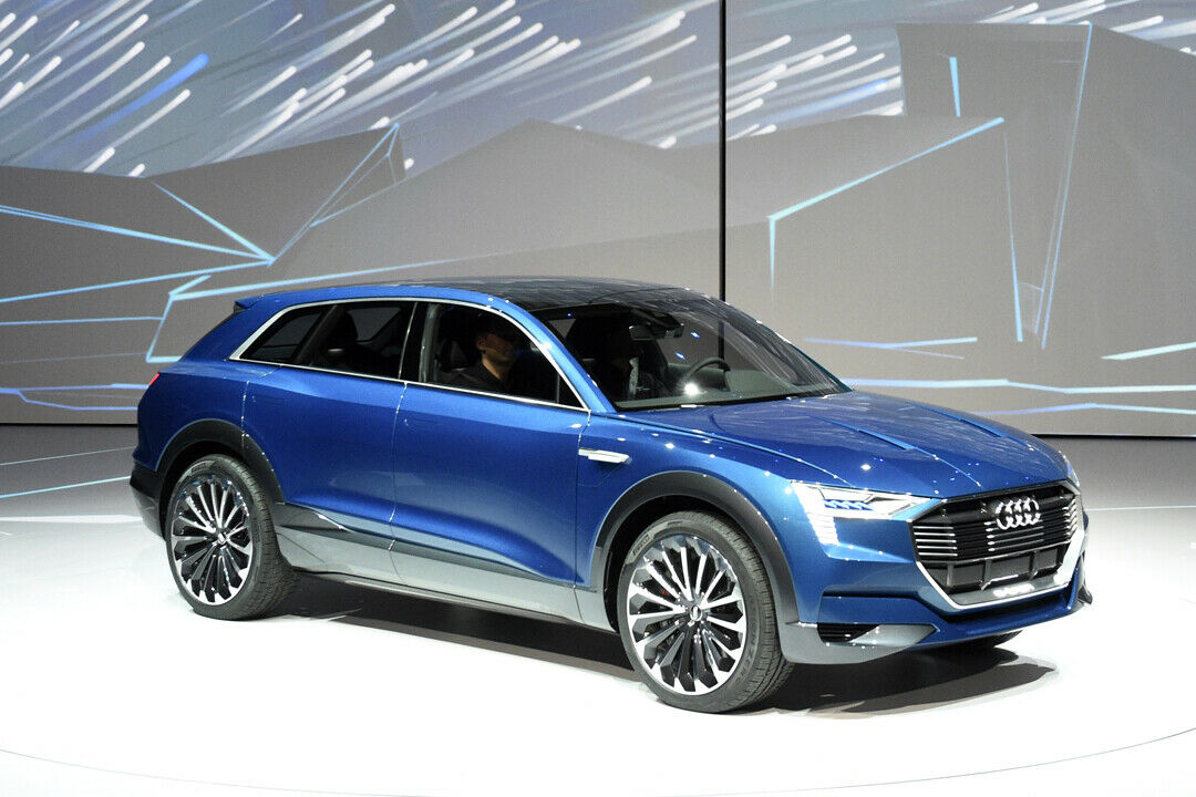 Auf der diesjährigen IAA stellte Audi den E-Tron Quattro Concept vor. Anfang 2018 will der Hersteller das reine Elektro-SUV auf den Markt bringen
