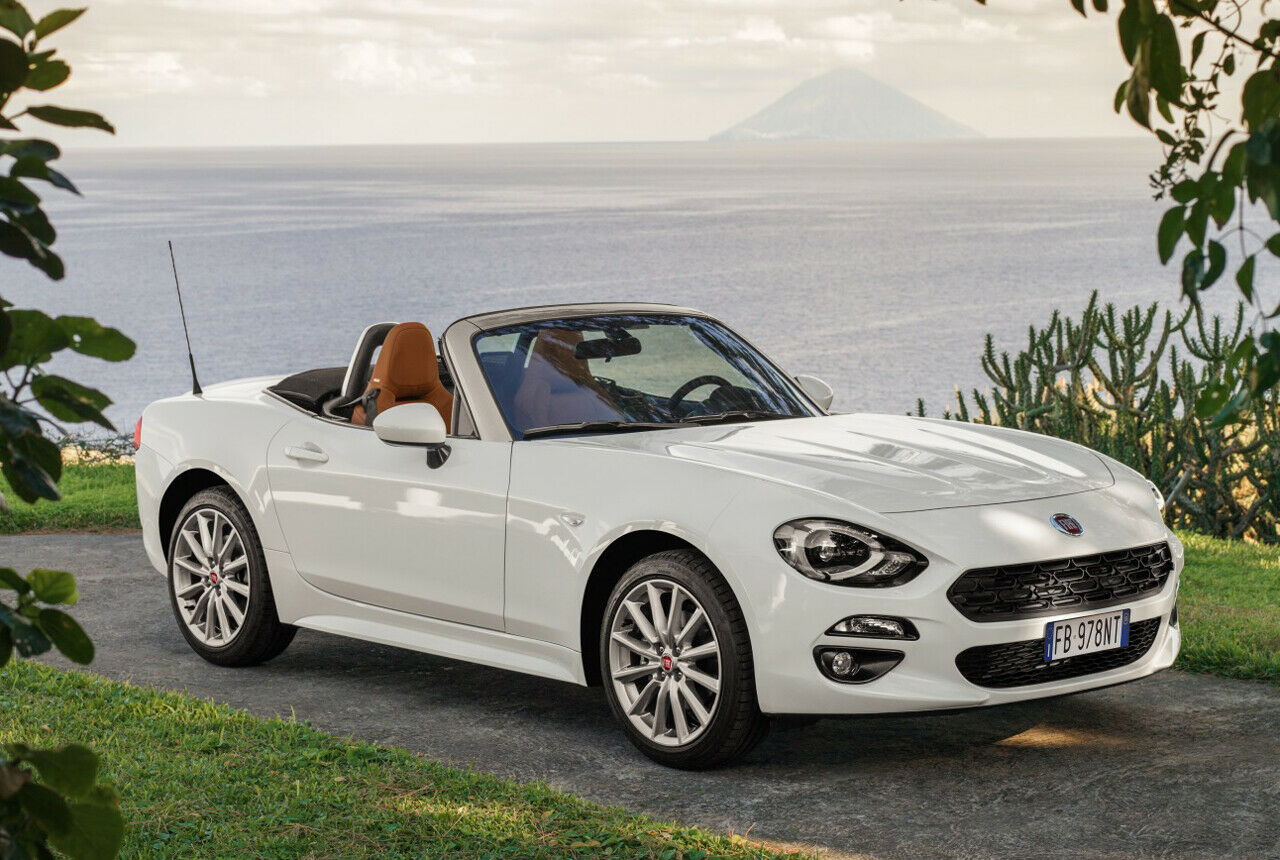 Fiat 124 Spider 2016: Auf Mazda-Basis ab in die Zukunft
