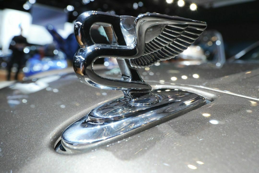 Bentley zählt mit Einstiegspreisen von rund 170.000 Euro zu den teuersten Autoherstellern der Welt