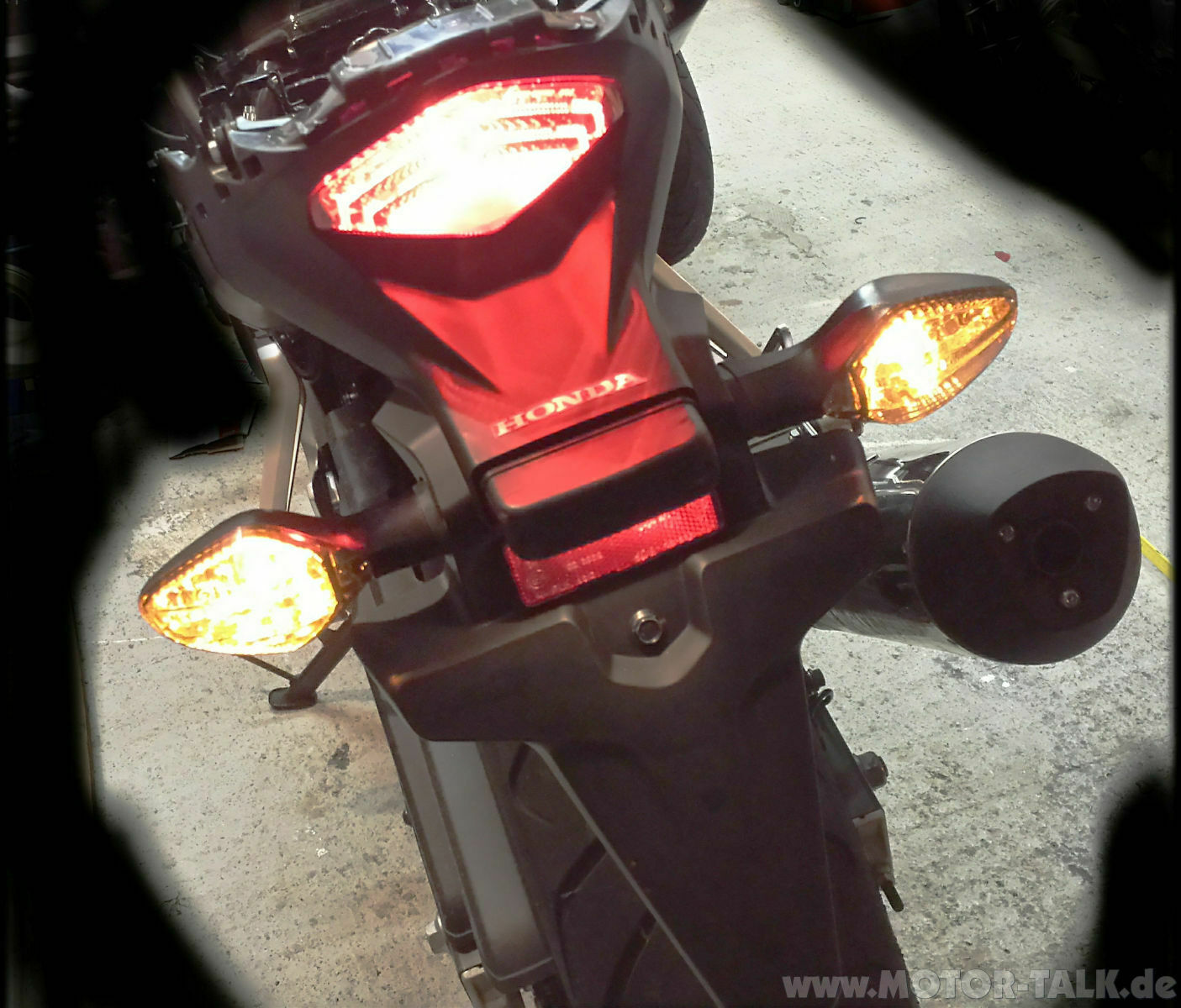 Bericht: Unfall, Totalschaden, Wiederaufbau CB500F, Bj. 2014