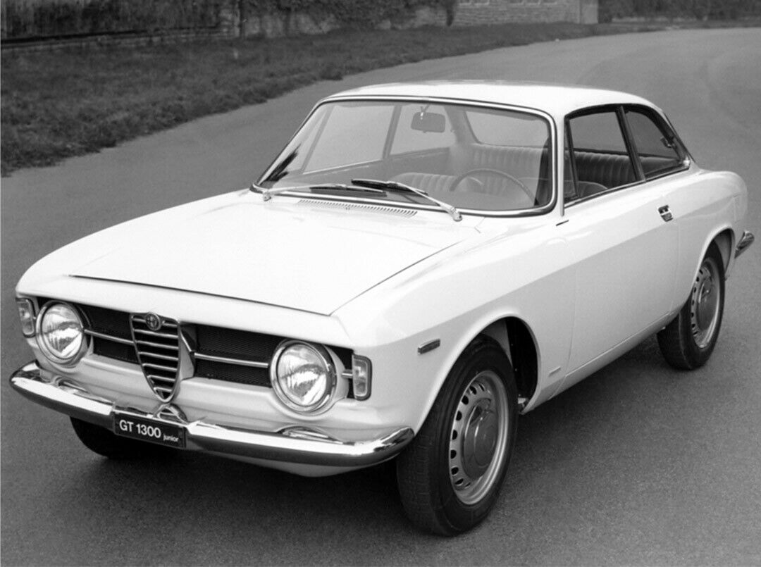 Alfa Romeo GT 1300 Junior Bertone