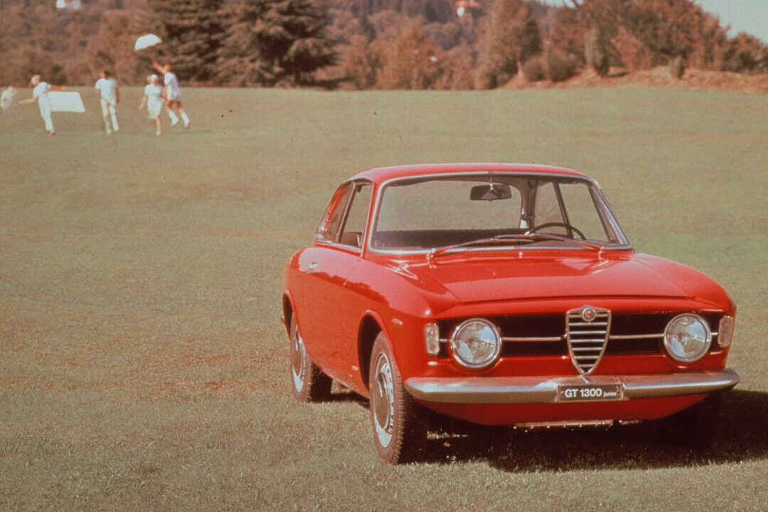Alfa Romeo Giulia Coupe 1300 GT Junior