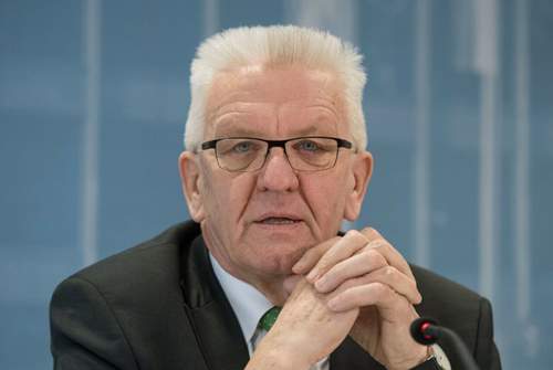 Ministerpräsident Winfried Kretschmann versucht derzeit in Baden-Württemberg die Wogen zu glätten, neben Daimler wendet sich auch der Zulieferer Bosch gegen das Dieselfahrverbot