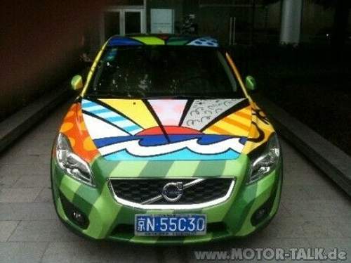 Volvo-c30-artcar-china-3-458x343