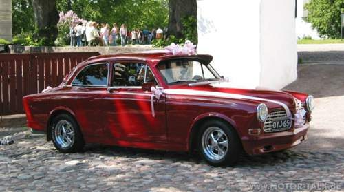 Volvo-amazon-in-porvoo-01