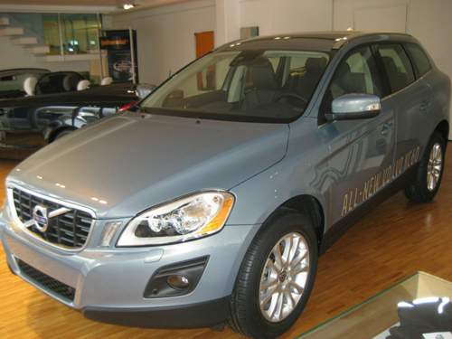 Xc60-chameleon-blue-pearl-1