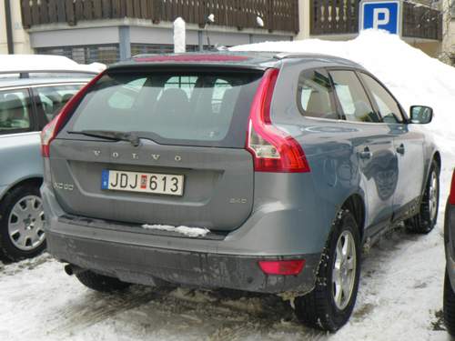 Xc60-chameleon-blue-pearl-3