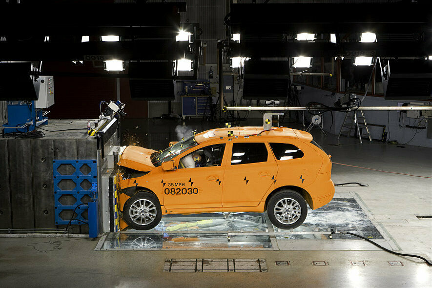 Bestnote für Volvo Schleudertrauma-Schutzsystem beim EuroNCAP-Test