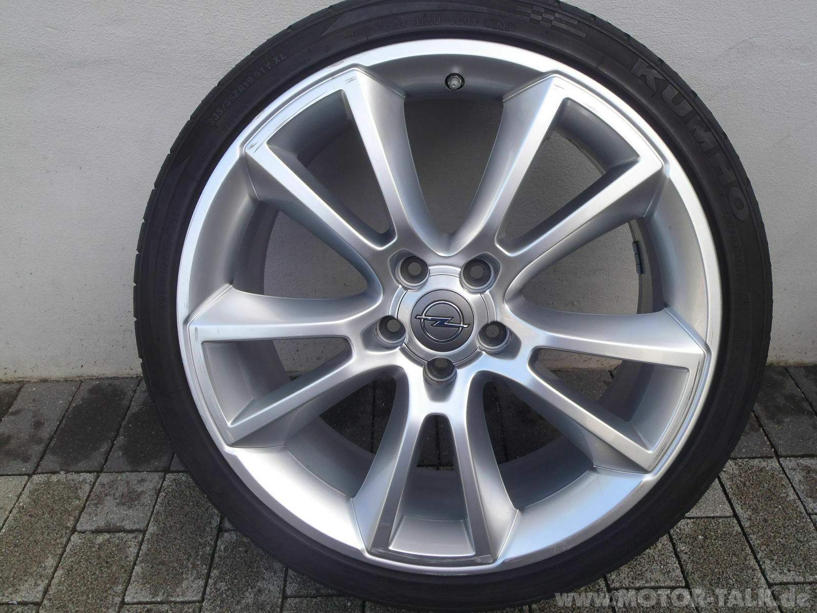 Biete Satz Opel OPC Komplett Räder 8x19 ET43 mit 235/35 ZR19 91Y XL : Biete