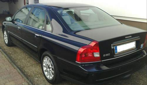 Volvo-s80-hinten-rechts