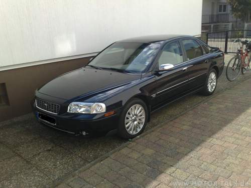 Volvo-s80-april-2013