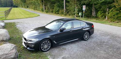 M Paket mit Performance Parts 3