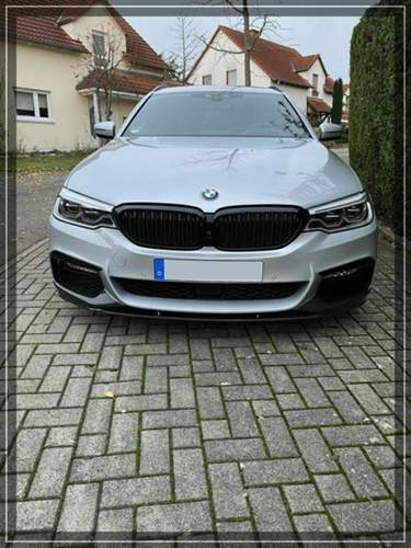 Schwarze Folierung zwischen Nieren