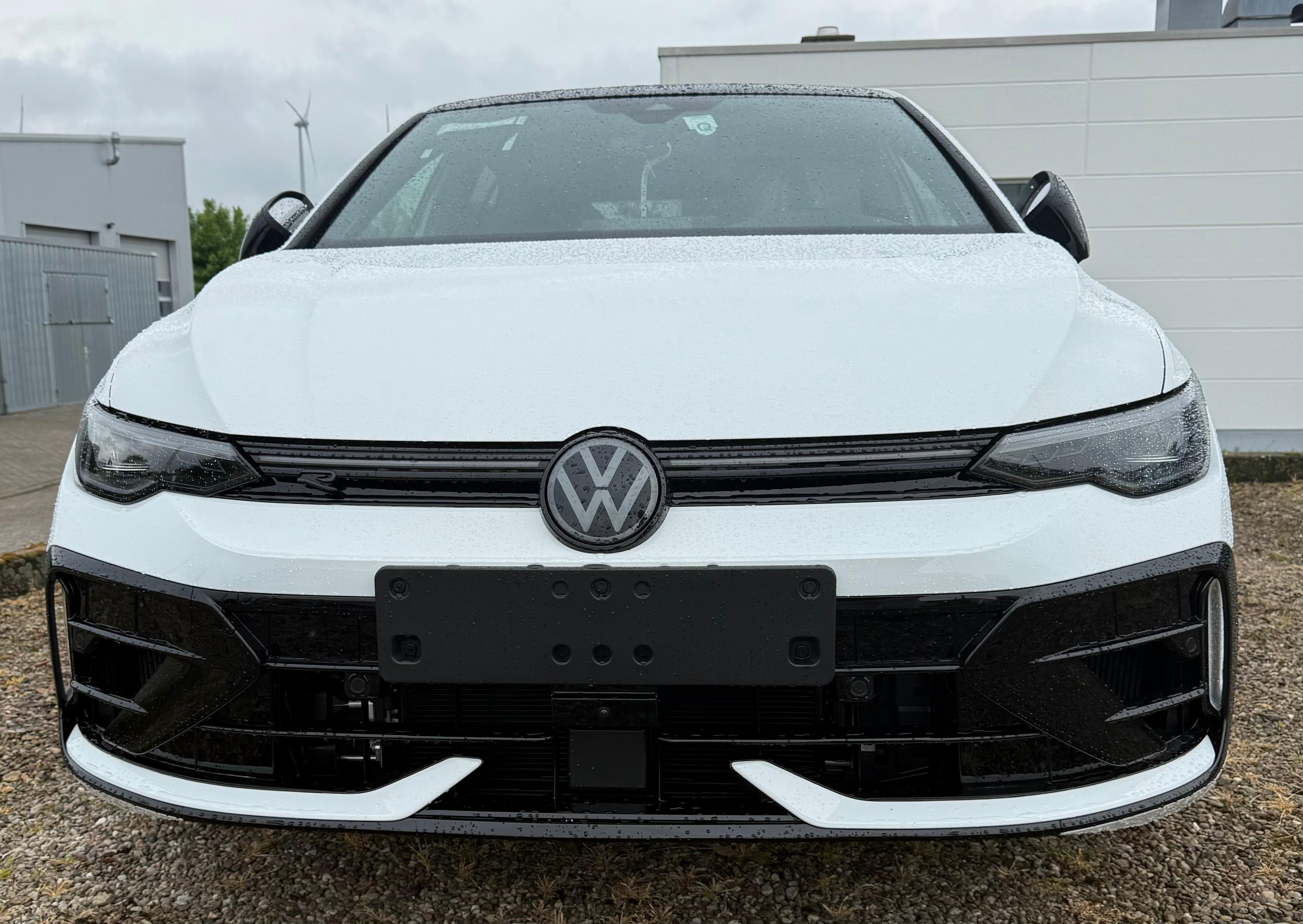 Bilder, Infos und News zum Golf 8 R