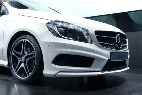 Mercedes-benz-a-klasse-paris-2012-15