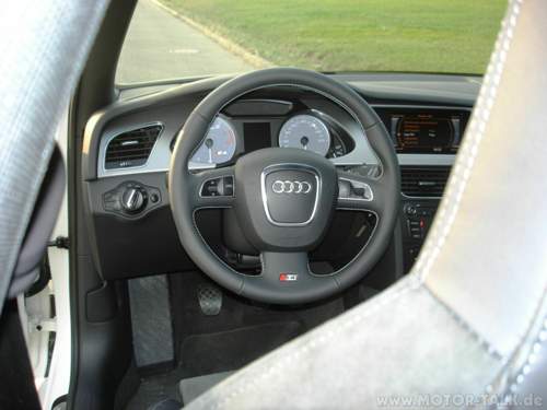 S4-cockpit