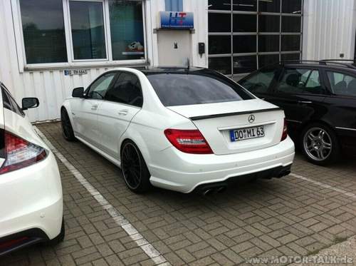 C-63-amg-001