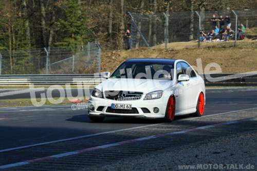 C63-amg-nordschleife-3