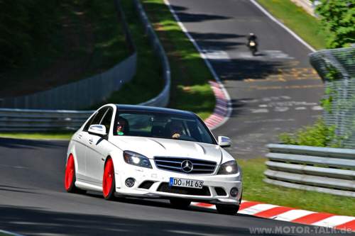 C63-amg-nordschleife-1
