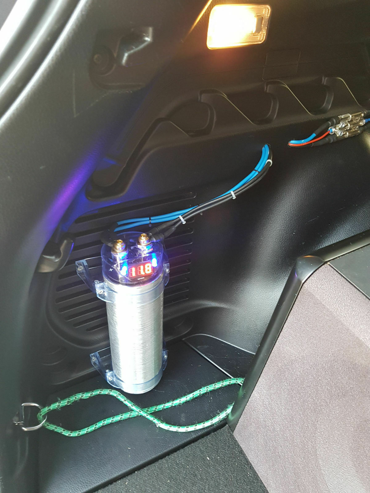 Bin neu hier und hätte eine Frage zur Sound Optimierung im RAV 4 - BJ2017