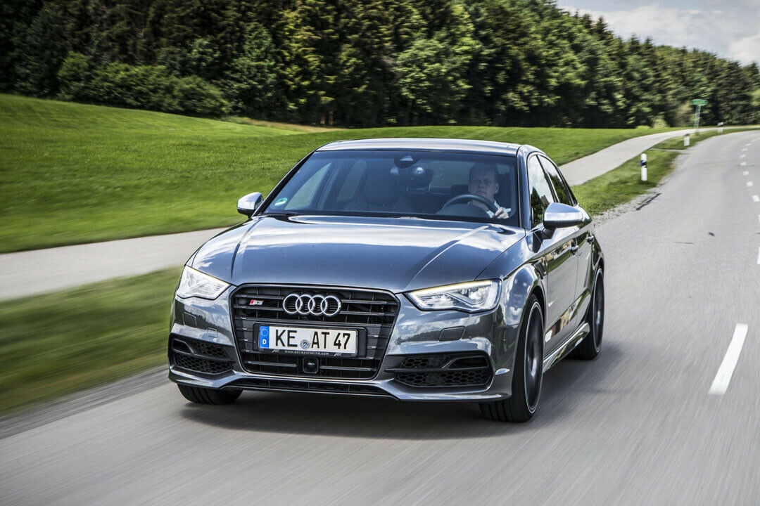 Die Audi S3 Limousine von Abt leistet 370 PS - für mehr Geld gibt es nochmal 30 PS obendrauf