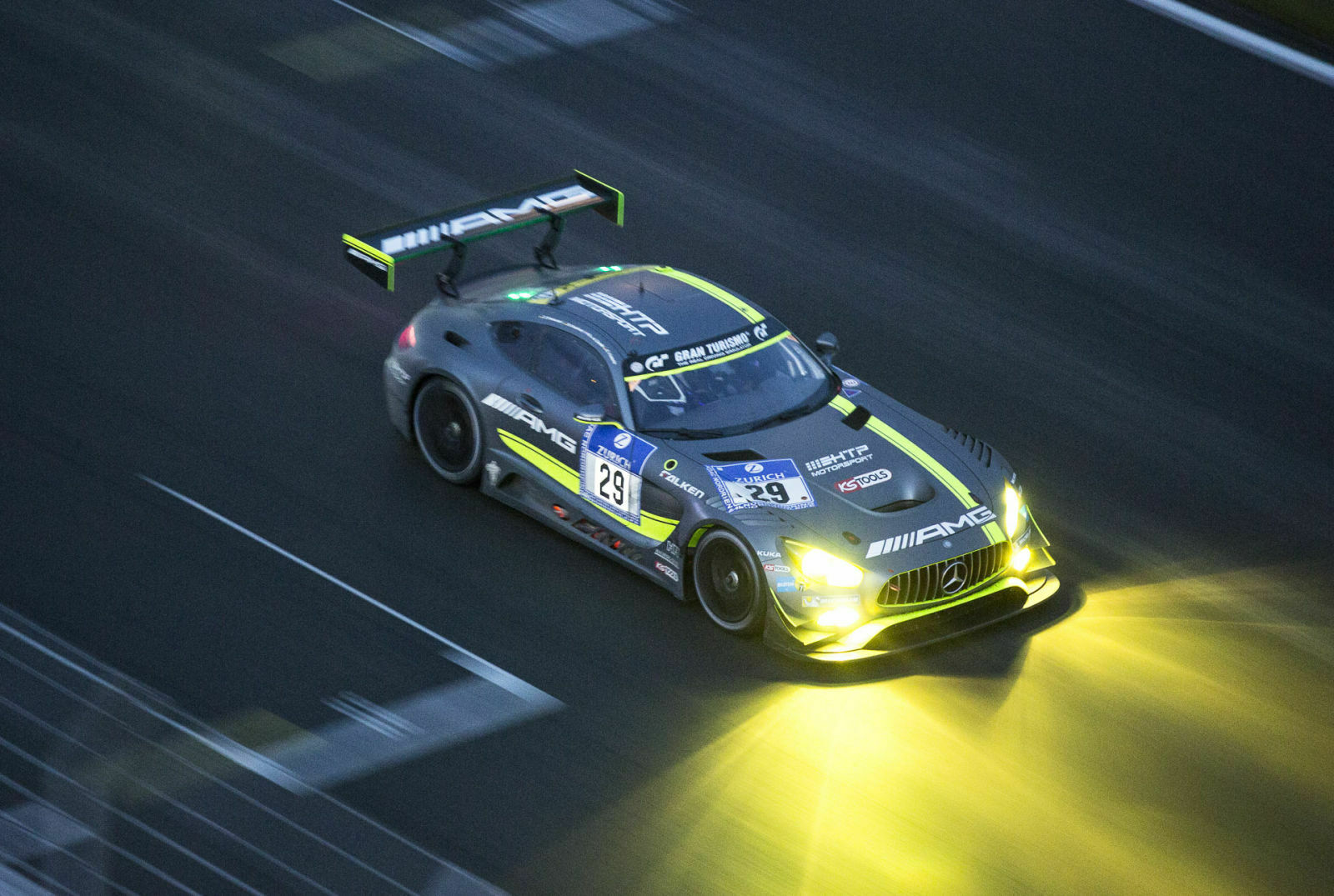 Nachtschicht beim 24h-Rennen am Nürburgring
