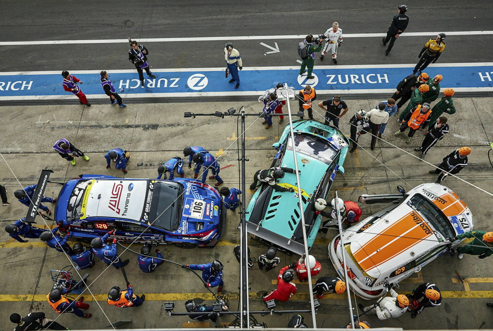 Impressionen vom 24-Stunden-Rennen auf dem Nürburgring
