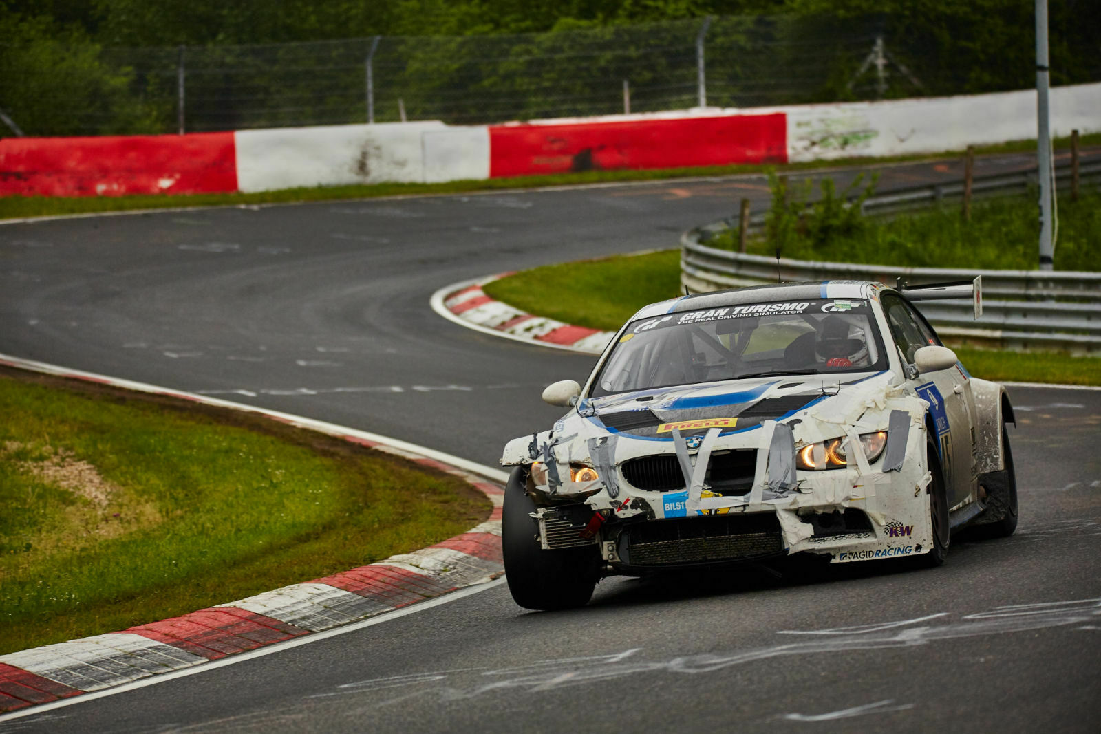 Die Nordschleife fordert auch am Morgen ihren Tribut