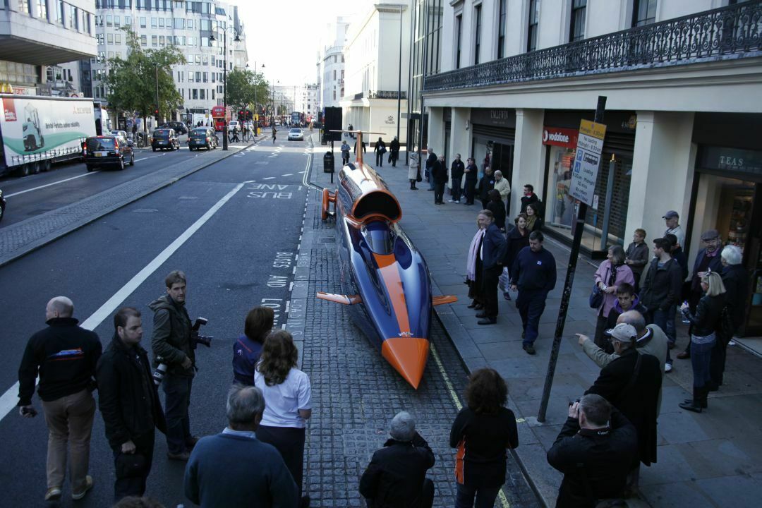 Bloodhound soll 1.600 km/h erreichen