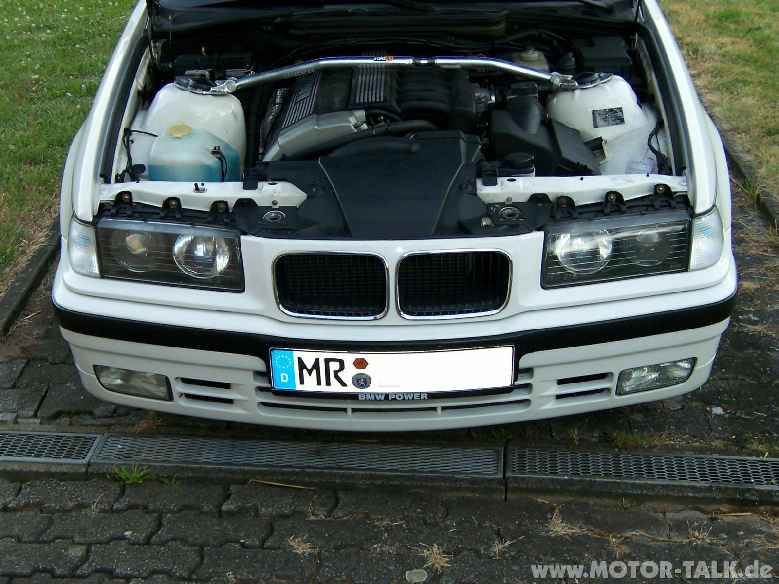 Blos kein weisses Auto kaufen..