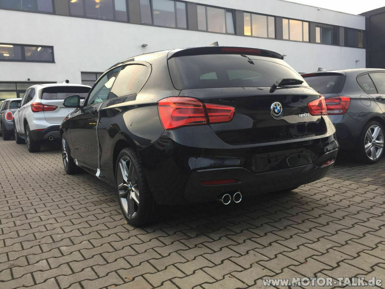 BMW 1er F21 (Dreitürer) 120i Test