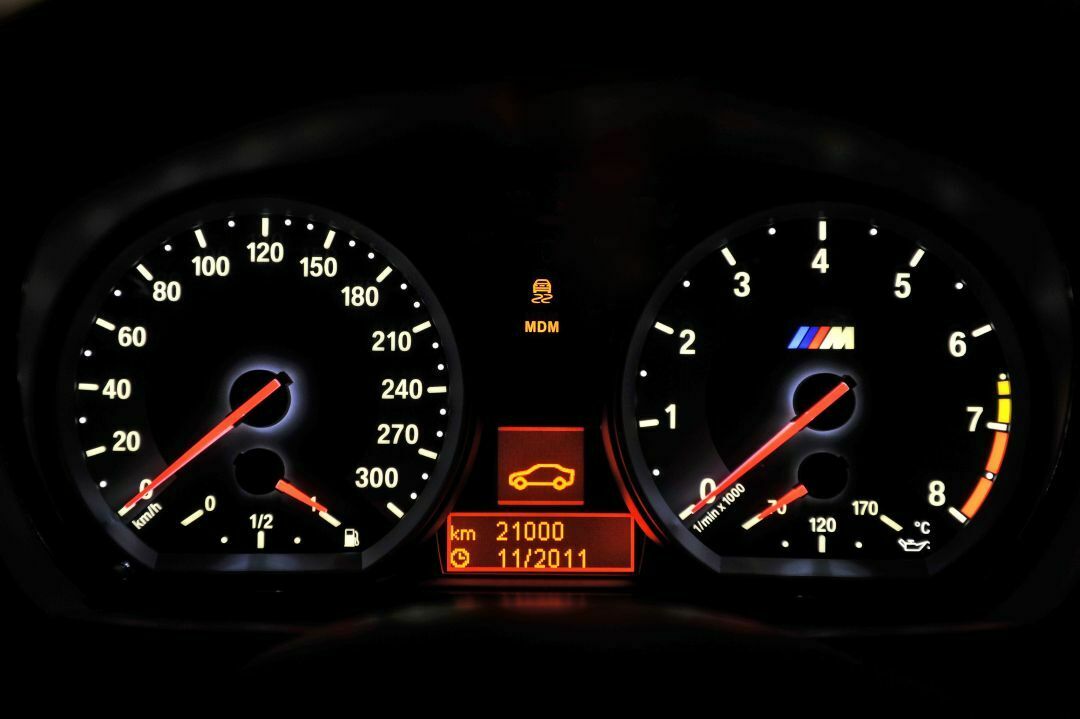 BMW 1er M Coupé Tacho bis 300