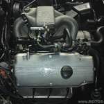 Motor mit sauberem Ventildeckel
