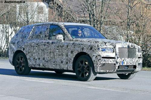 Rolls-royce-testet-allradantrieb-fuer-luxus-suv-560x373-14c8ba089ebc0ad4