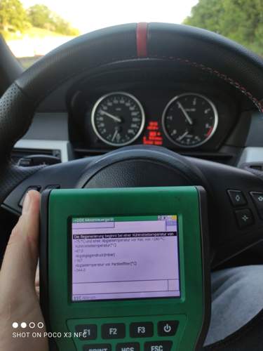 Da sieht man das es waehrend dem Fahrt ist.jpg