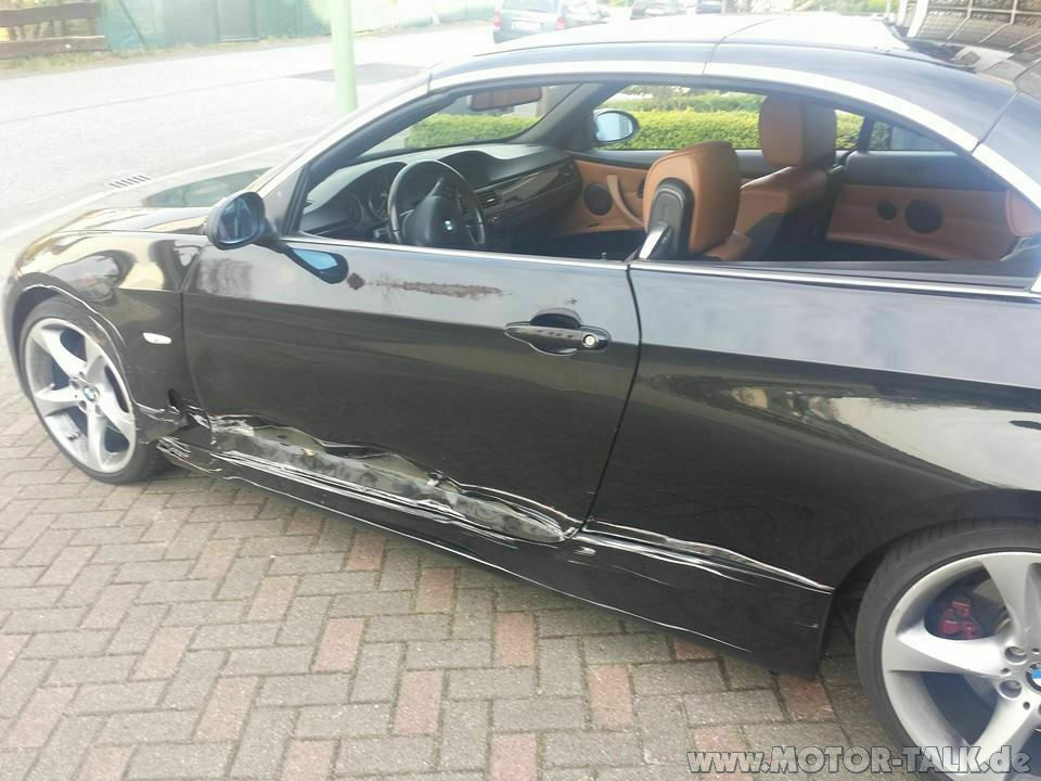 BMW E93 335i: Unfallschaden