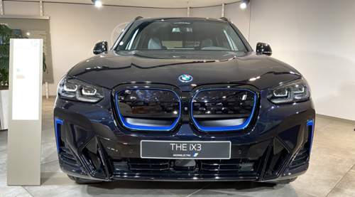 BMW iX3 G08 in M Carbonschwarz