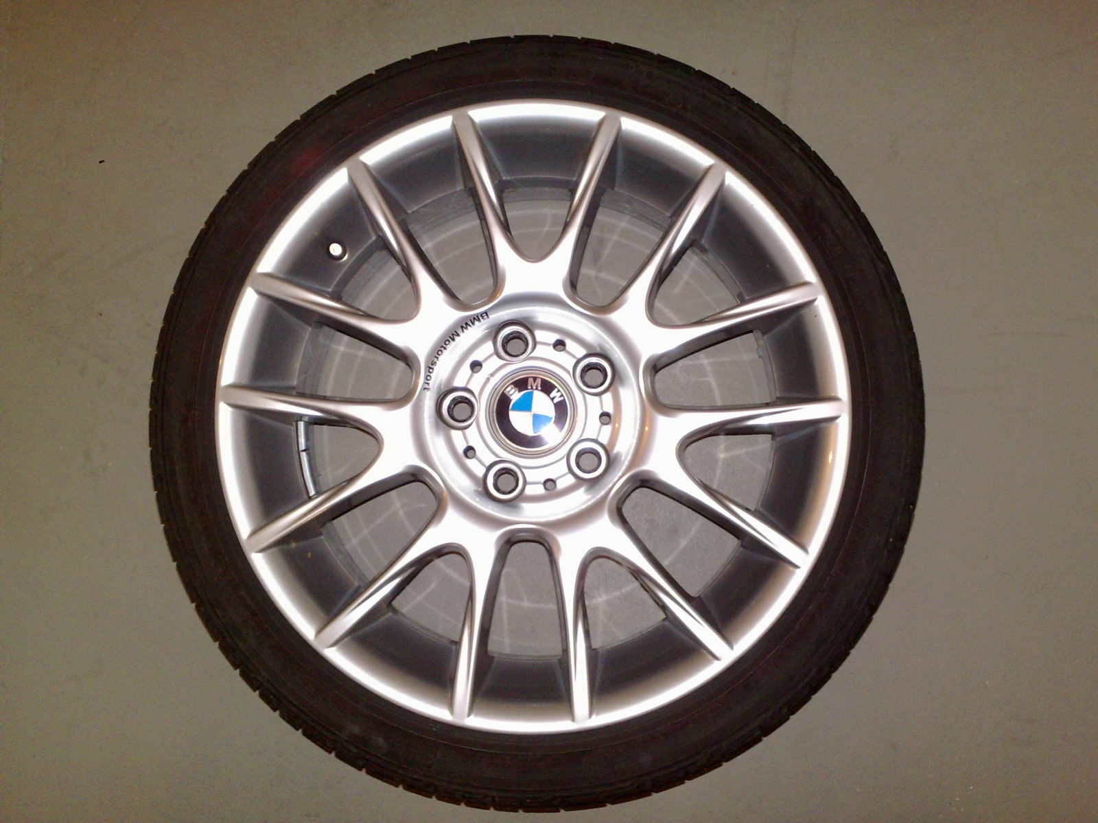 BMW Motorsport Radsatz 216 für 1er BMW