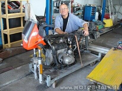 BMW R1100R drückt Öl raus (Zylinderfußdichtung?)