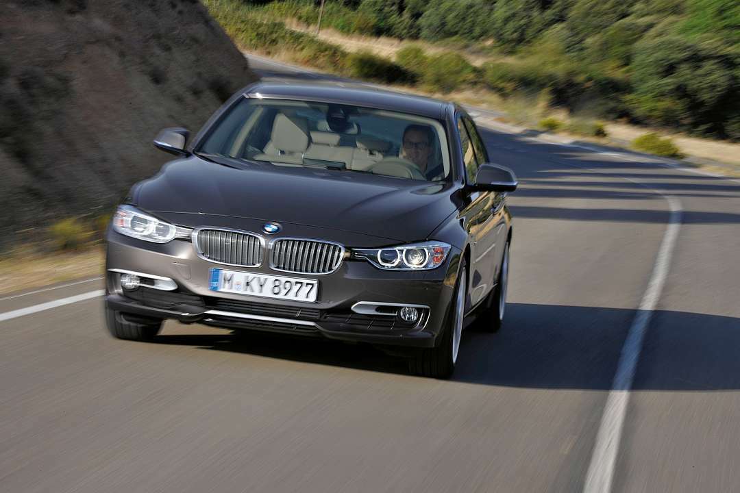 BMW 3er Limousine Luxury Line
