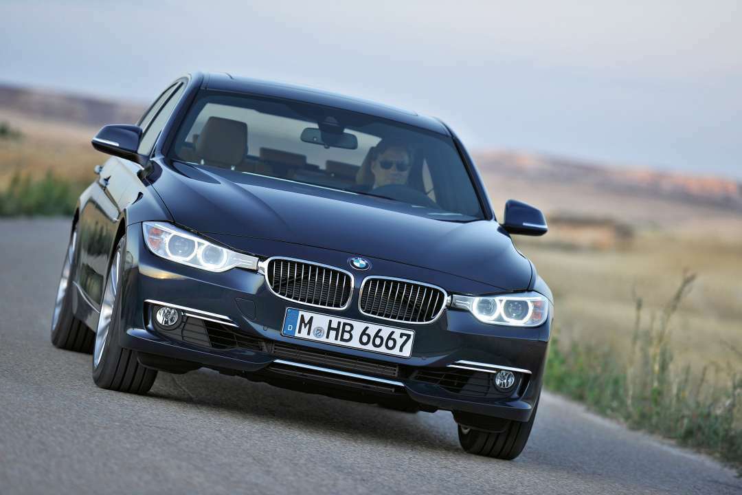 BMW 3er Limousine Luxury Line
