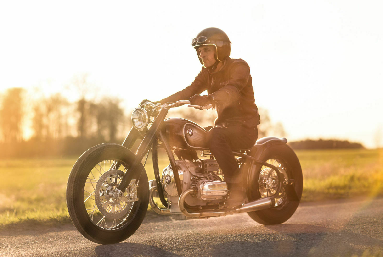 BMW R5 Hommage: Am Comer See präsentierte BMW Motorrad seine neue Studie