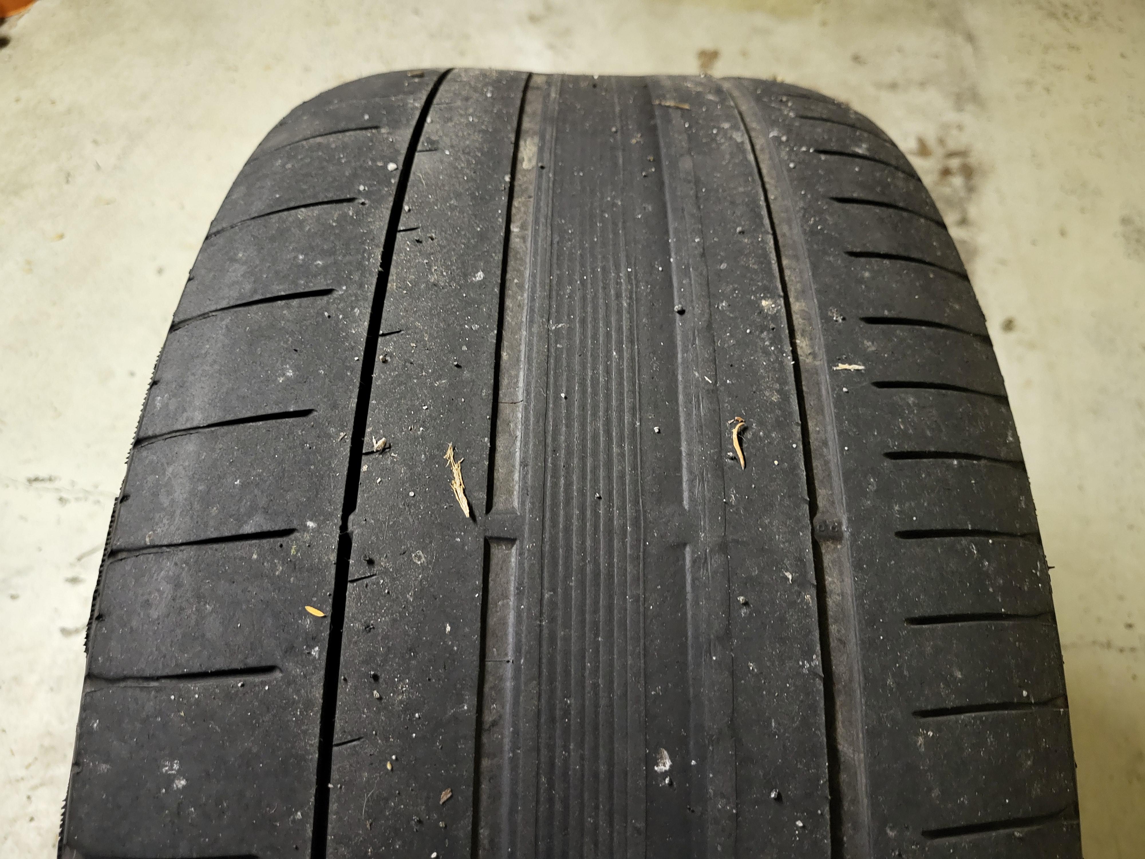 BMW X7 Achsvermessung, Geometrie, extreme Reifen abnutzung