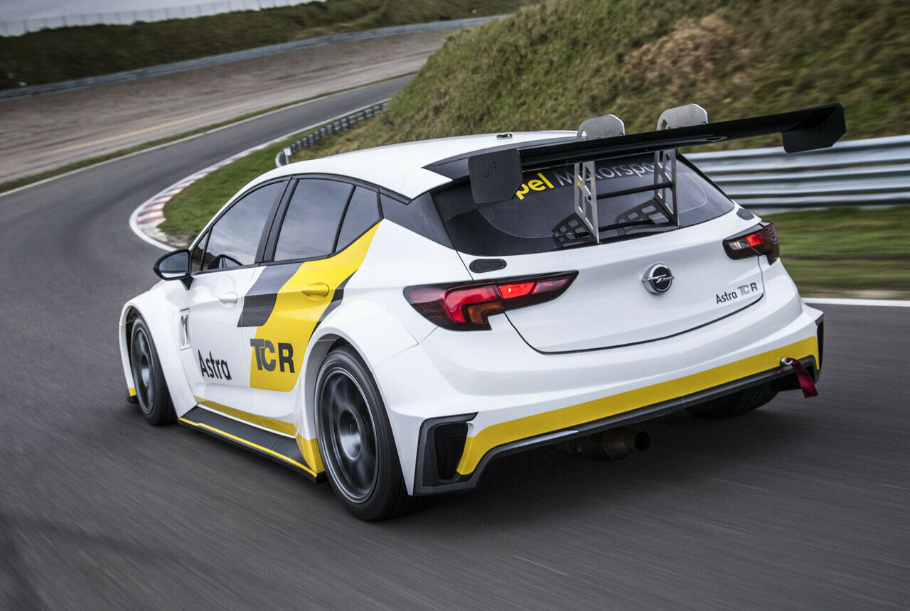 Opel hat das neue TCR-Modell Ende 2015 vorgestellt