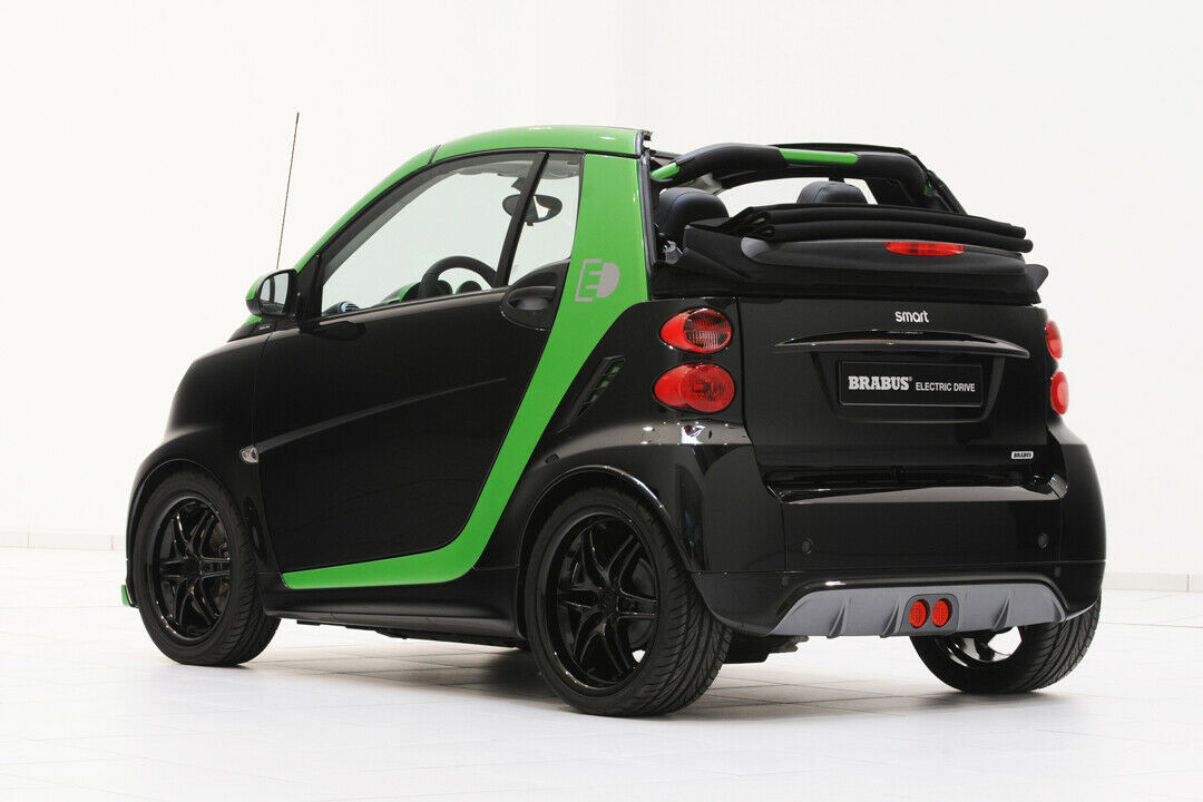 Mit markanter Optik und etwas mehr Motorleistung: Der von Brabus getunte Smart ED